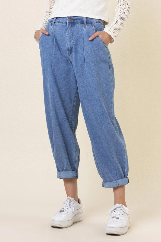 Slouchy High Waisted Jeans - The Beaucoup Home