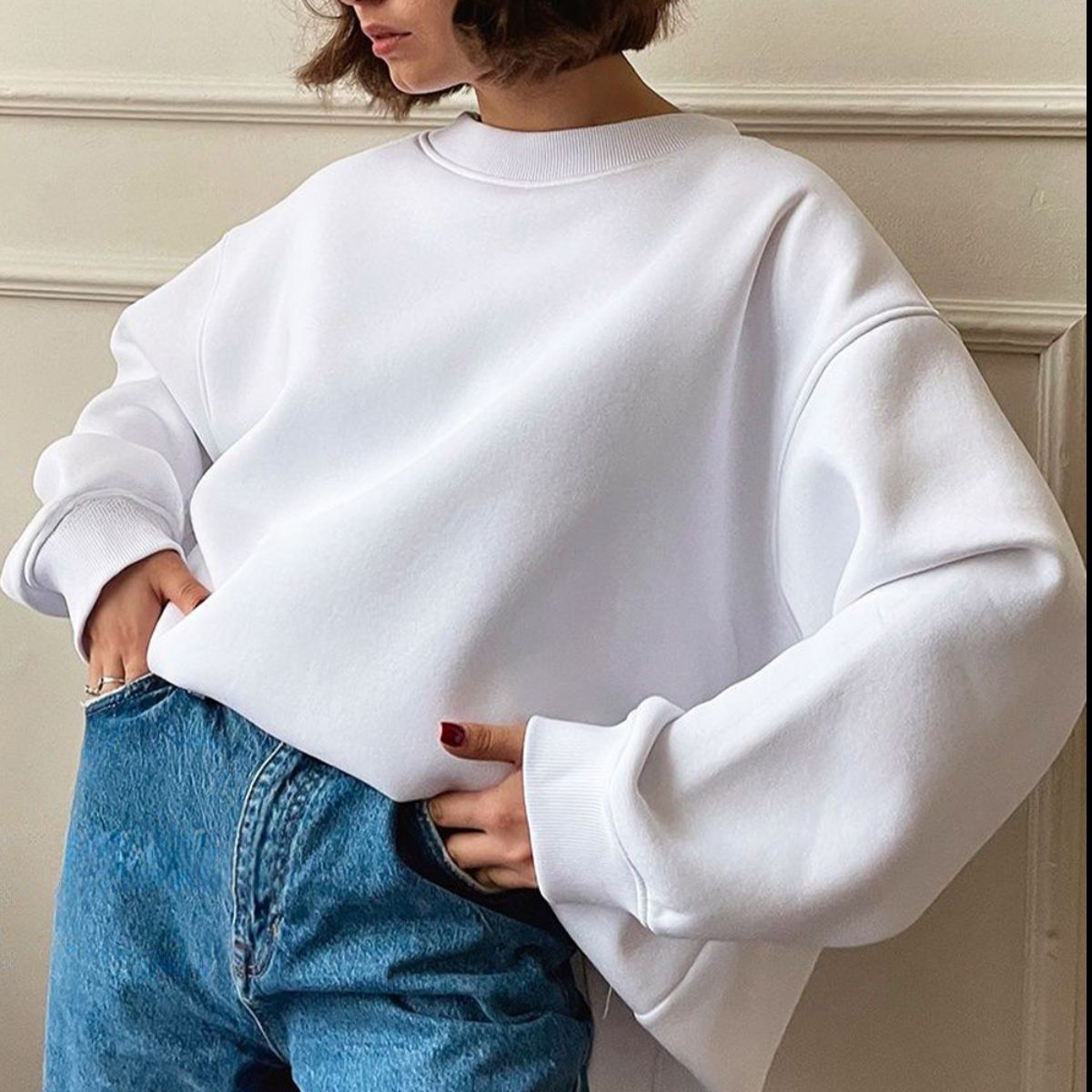 Oversize Round Neck Dropped Shoulder Sweatshirt - The Beaucoup Home