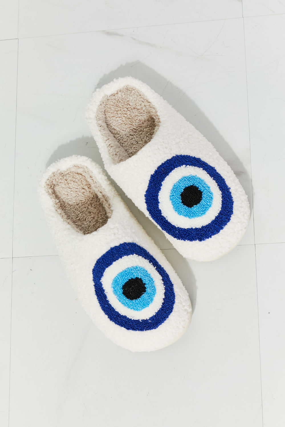 MMShoes Eye Plush Slipper - The Beaucoup Home