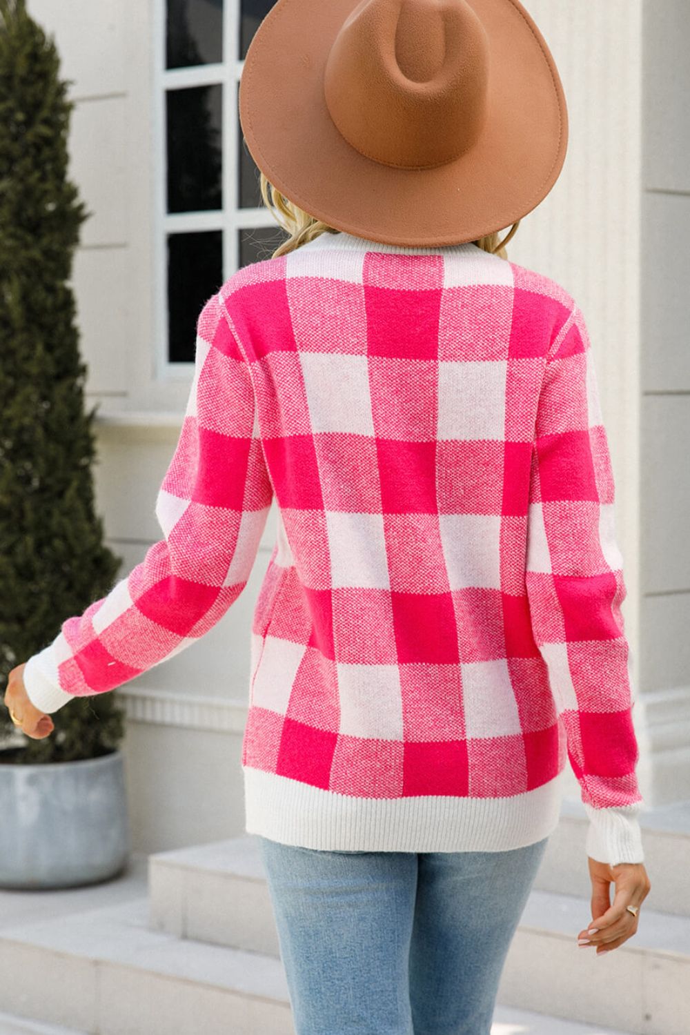 Checkered Ribbed Trim Knit Pullover - The Beaucoup Home